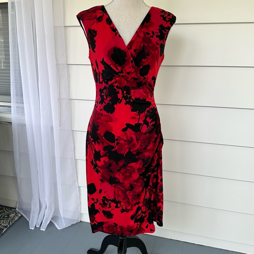 Flattering red dress, EUC